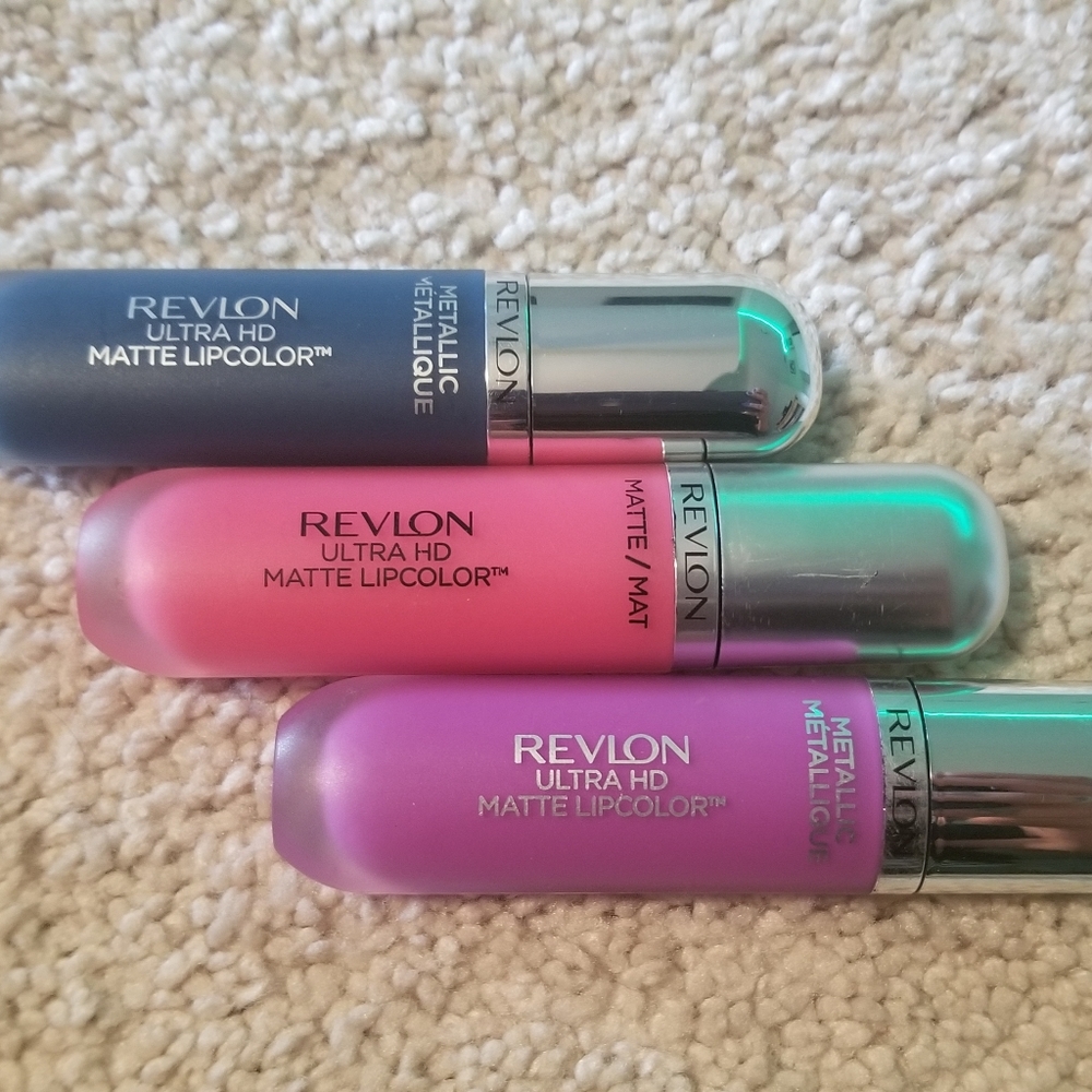 3 Revlon Ultra HD lip color